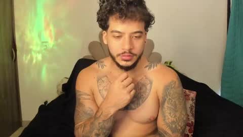 Nei turn green online show from 04-29-26, 07:09