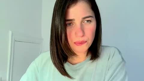 Neferutt online show from 11-06-25, 04:19