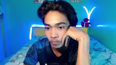 neil_asian69 online show from 04-19-26, 11:51