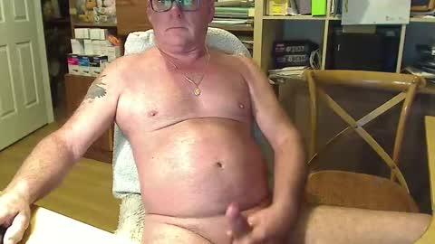 Snapshot of nekkminuttnekkminutt chatting on 01-03-25, 04:27 NECK online show from 01-03-25, 04:27