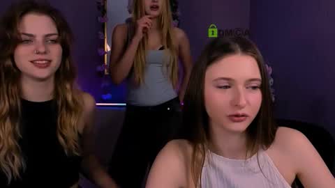 Snapshot of nekky_mouse chatting on 02-01-26, 10:25 Meow online show from 02-01-26, 10:25