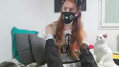 Snapshot of neko_nyaaa chatting on 01-26-25, 12:37 Neko online show from 01-26-25, 12:37