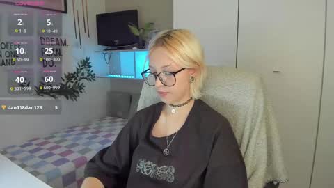 Kate online show from 05-12-26, 09:12