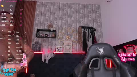 Miah online show from 01-31-25, 07:40