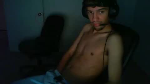 Snapshot of nekotano chatting on 11-04-25, 05:50 Buck online show from 11-04-25, 05:50