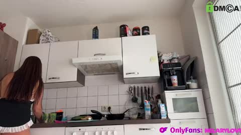 nelarylove online show from 06-05-26, 07:36