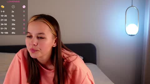 Snapshot of neldaaskins chatting on 12-16-24, 01:10 Lana online show from 12-16-24, 01:10