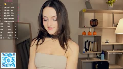 Vicky and Beatrice online show from 02-22-26, 07:12