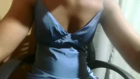Snapshot of nelia_84 chatting on 03-01-26, 03:14 nelia_84 online show from 03-01-26, 03:14