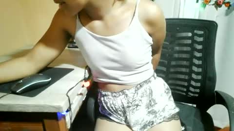 Snapshot of nelia_84 chatting on 06-18-26, 03:16 nelia_84 online show from 06-18-26, 03:16