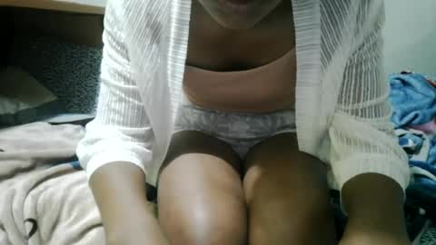 Snapshot of nelia_84 chatting on 07-12-26, 11:18 nelia_84 online show from 07-12-26, 11:18