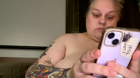 Nellie Atlas online show from 11-24-25, 12:43