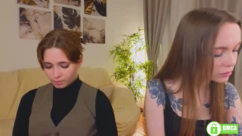 Snapshot of nellie_moans chatting on 10-10-25, 03:33 Nellie online show from 10-10-25, 03:33