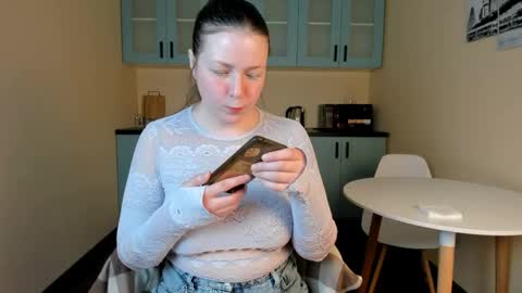 Nellie online show from 05-08-26, 01:38