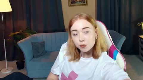 Nelli online show from 11-28-25, 09:06