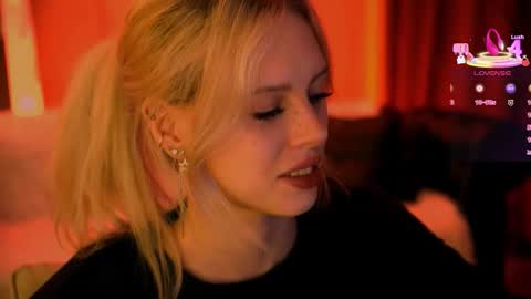 Snapshot of nelly_carroll chatting on 09-18-25, 11:07 I am Nelly3 online show from 09-18-25, 11:07