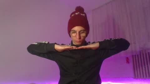 Snapshot of nemcahot chatting on 01-07-26, 01:52 nemcahot online show from 01-07-26, 01:52