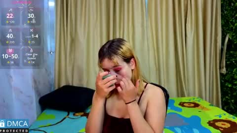 Snapshot of nena_cupcake_ chatting on 05-25-26, 11:05 Salome Nena cupcake online show from 05-25-26, 11:05