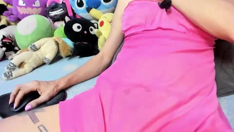 Snapshot of neneriko666 chatting on 02-12-25, 12:05 Ariana Unicorn Pics Videos click Show More online show from 02-12-25, 12:05