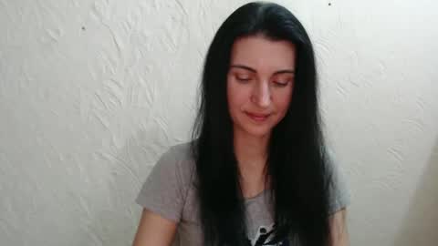 Snapshot of nensyfay_ chatting on 01-11-25, 01:48 Nensy online show from 01-11-25, 01:48