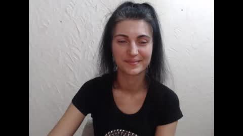 Snapshot of nensyfay_ chatting on 01-13-26, 04:12 Nensy online show from 01-13-26, 04:12