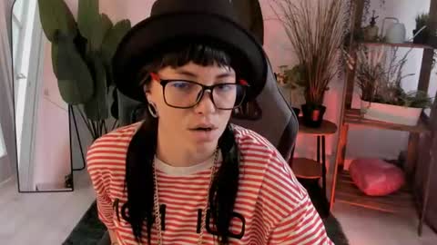 Snapshot of neogeisha28 chatting on 07-15-26, 03:45 Neo Geisha online show from 07-15-26, 03:45