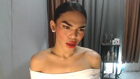 Snapshot of neomi_hardcock chatting on 07-20-26, 12:25 neomi online show from 07-20-26, 12:25