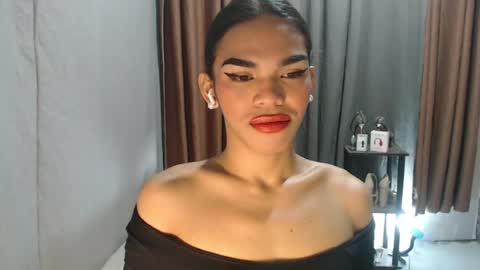 Snapshot of neomi_hardcock chatting on 07-20-26, 07:16 neomi online show from 07-20-26, 07:16