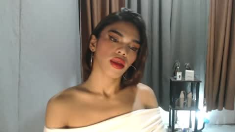 Snapshot of neomi_hardcock chatting on 07-24-26, 01:03 neomi online show from 07-24-26, 01:03