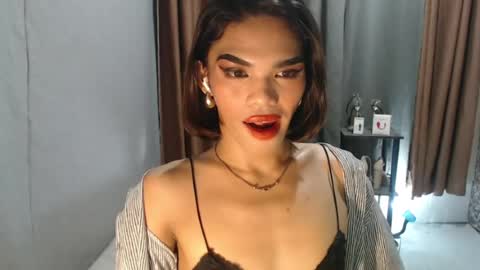 Snapshot of neomi_hardcock chatting on 07-25-26, 11:13 neomi online show from 07-25-26, 11:13