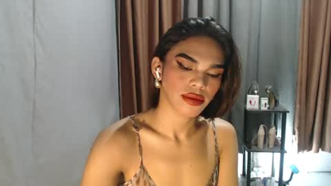 Snapshot of neomi_hardcock chatting on 07-29-26, 12:53 neomi online show from 07-29-26, 12:53