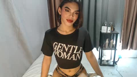 Snapshot of neomi_hardcock chatting on 07-30-26, 12:42 neomi online show from 07-30-26, 12:42
