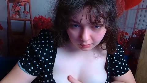 NeonilaLisova online show from 02-15-26, 07:51