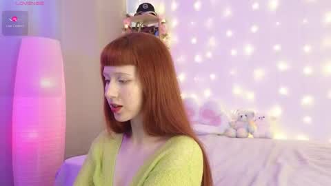 Snapshot of neonillllla chatting on 03-15-26, 05:13 Lina online show from 03-15-26, 05:13