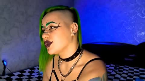 Snapshot of neonnectar_ chatting on 10-16-25, 01:56 Ada online show from 10-16-25, 01:56