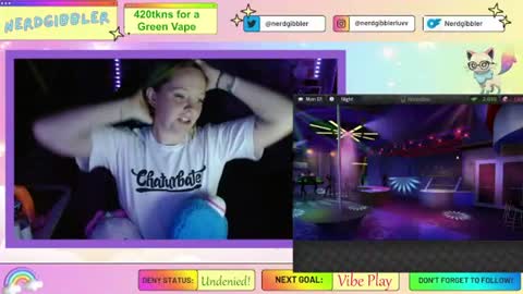 Snapshot of nerdgibbler chatting on 07-10-26, 02:05 NerdGibbler online show from 07-10-26, 02:05