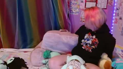 Snapshot of nerdgibbler chatting on 07-13-26, 01:36 NerdGibbler online show from 07-13-26, 01:36