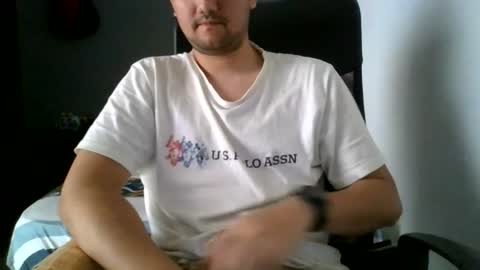 MrBull online show from 06-25-26, 08:13
