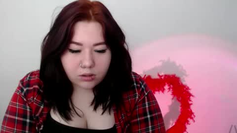 nereia online show from 05-05-26, 07:27