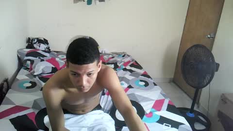 Snapshot of nerek_master chatting on 03-05-25, 11:05 nerek master online show from 03-05-25, 11:05