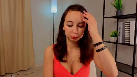 Emily online show from 05-06-26, 03:17