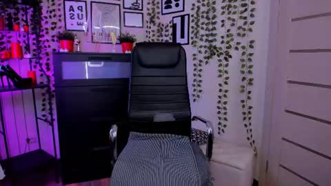 nero_asta online show from 08-06-26, 11:34