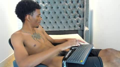 Nero online show from 04-10-26, 07:29