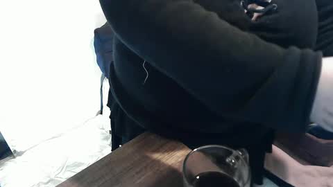 neslihan online show from 02-20-25, 03:41