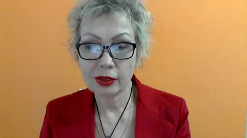 NessyJenixs online show from 02-18-25, 03:10