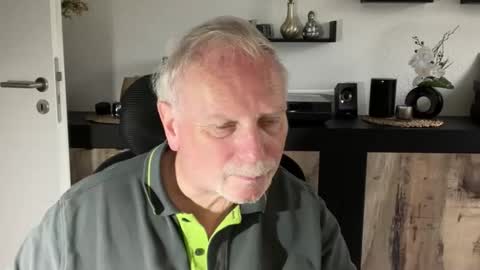 Snapshot of nettermann1968 chatting on 10-20-25, 01:00 nettermann1968 online show from 10-20-25, 01:00