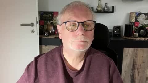 Snapshot of nettermann1968 chatting on 10-24-25, 02:35 nettermann1968 online show from 10-24-25, 02:35