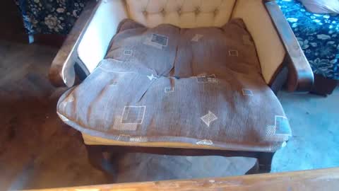 Lilly  online show from 03-05-25, 01:17