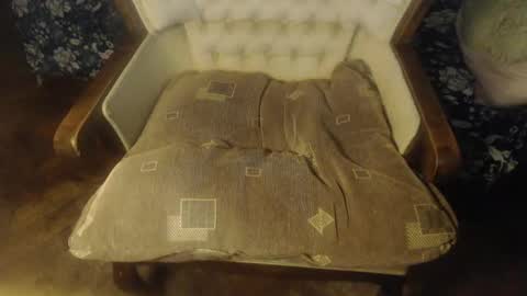 Lilly  online show from 03-09-25, 03:54