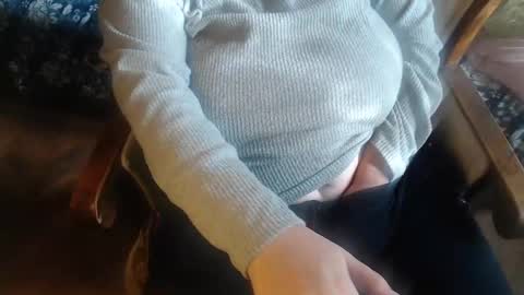 Lilly  online show from 03-11-25, 06:43